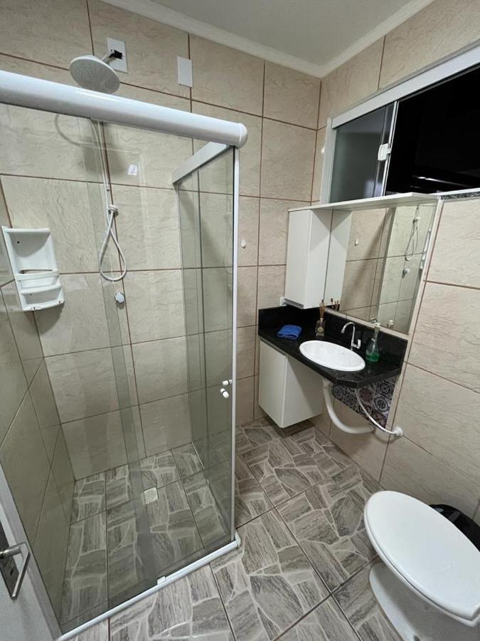 Residencial Bernardo, Meia Quadra Do Trapiche ฟลอเรียนอโปลิส ภายนอก รูปภาพ