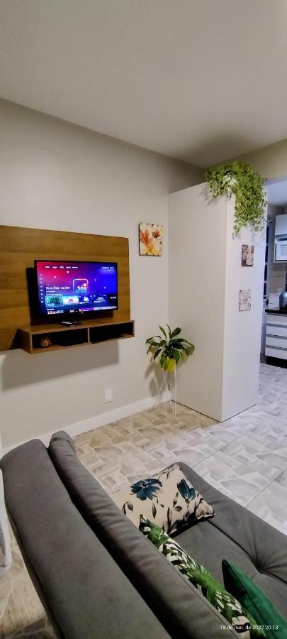 Residencial Bernardo, Meia Quadra Do Trapiche ฟลอเรียนอโปลิส ภายนอก รูปภาพ